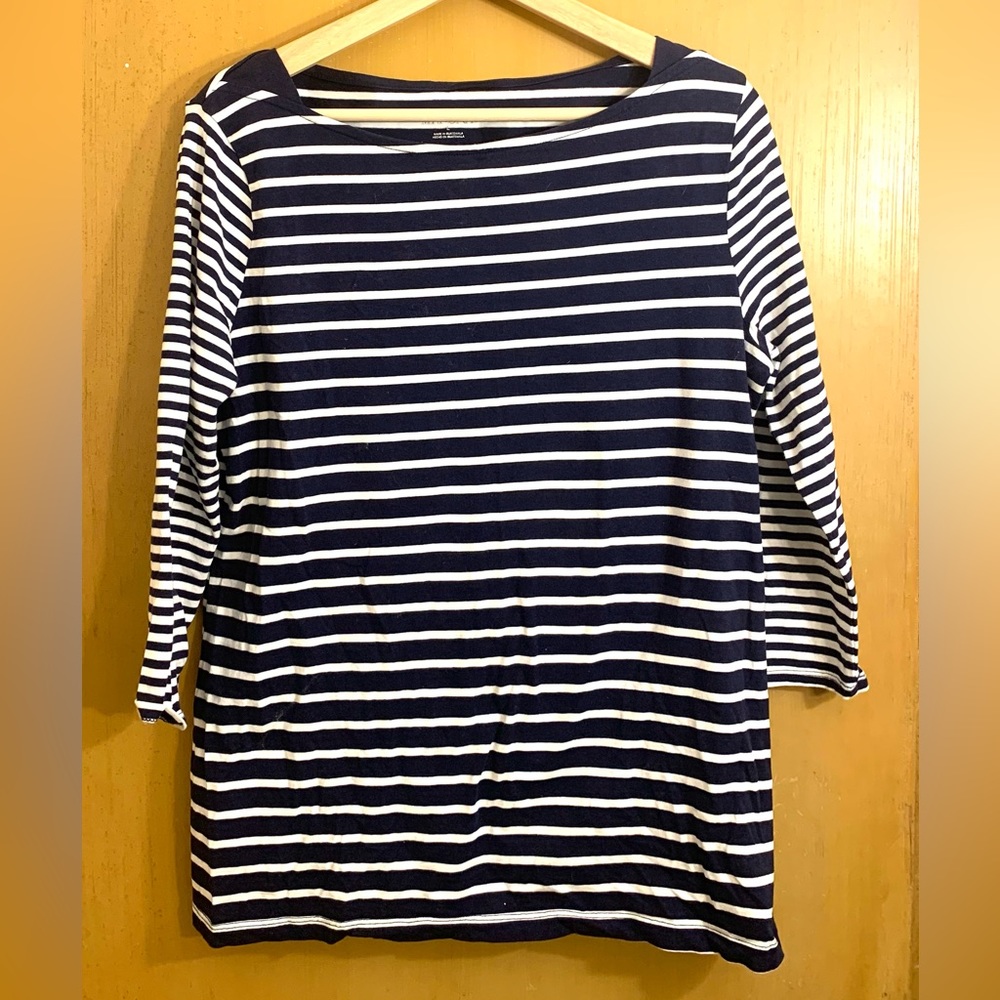 Boat neck navy stripe tee